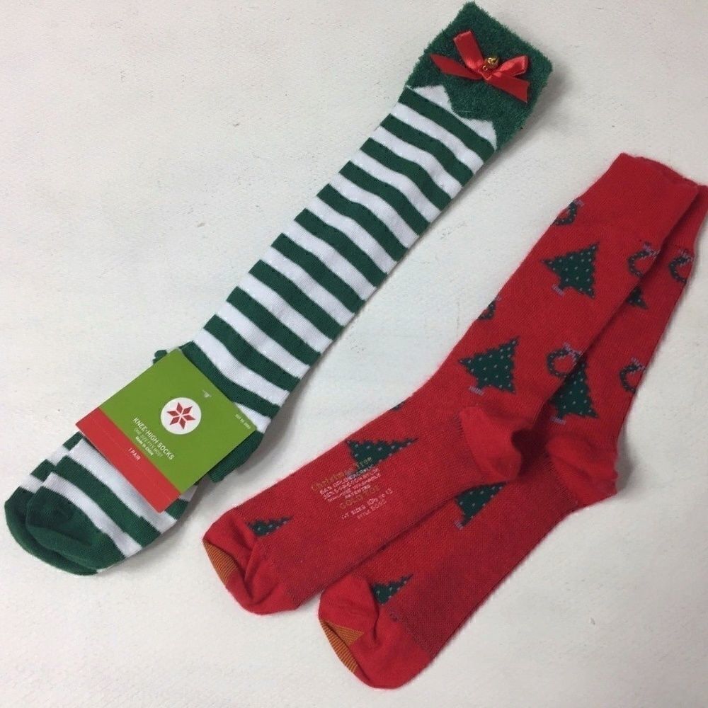 🌹GOLD TOE Christmas Socks Womens NWT LOT Of 2